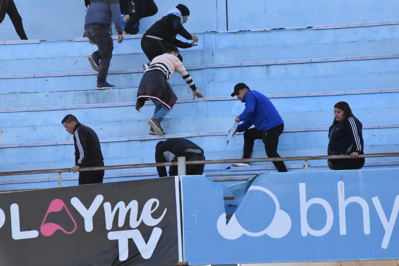 INSIDENTES tletico - sportivo PRENSA ATLETICO (6)