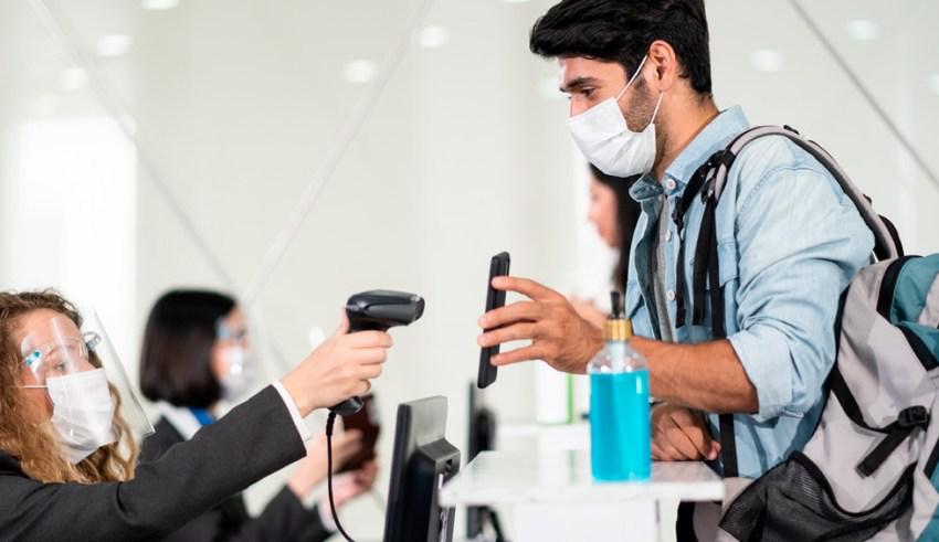 “Pase sanitario”: una medida en aumento para frenar casos