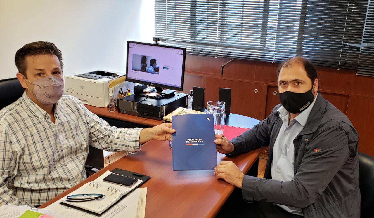 21141925-e34d-45d3-b740-7dd93e14e806