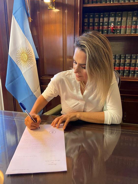 PAGINA 8 ABAJO