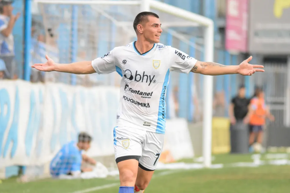 Futbol Atlético-Brown (30)