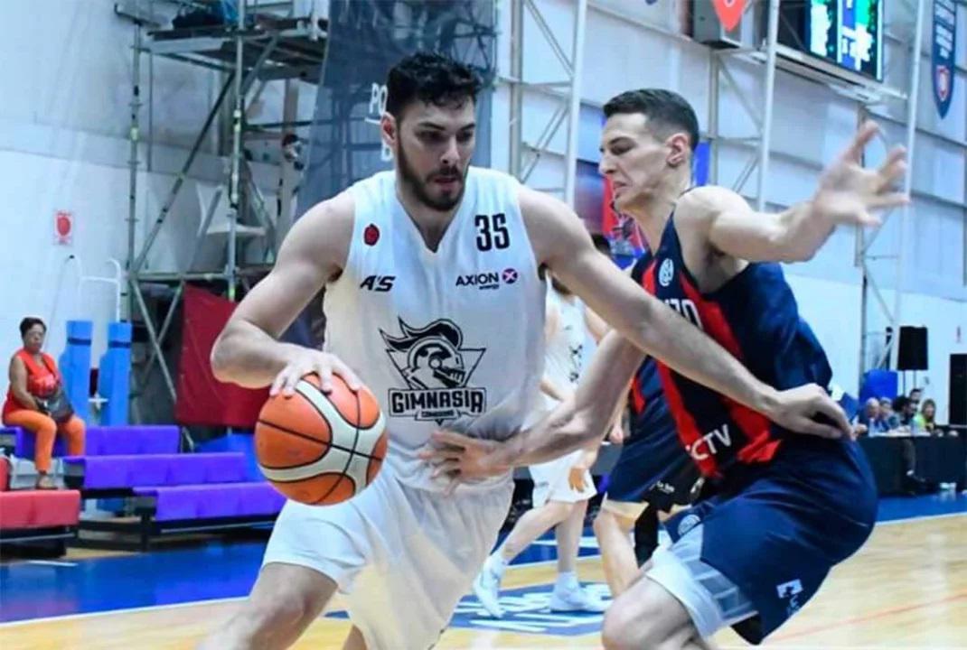 Roberto-Acuña-basquet