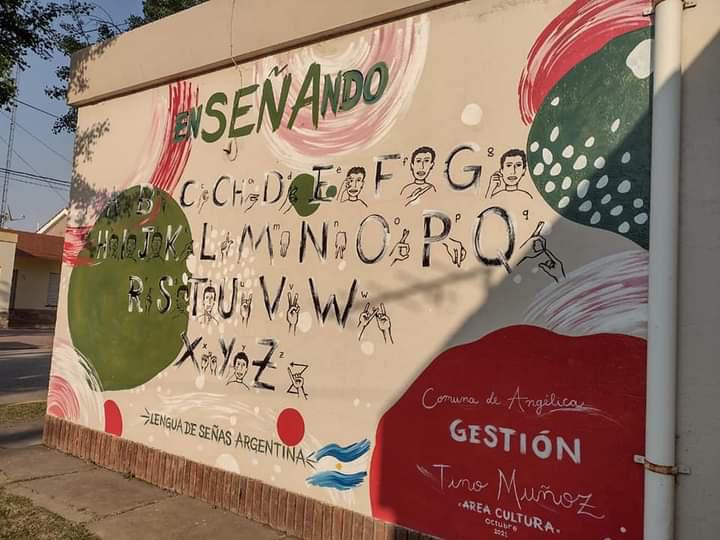 angélica mural
