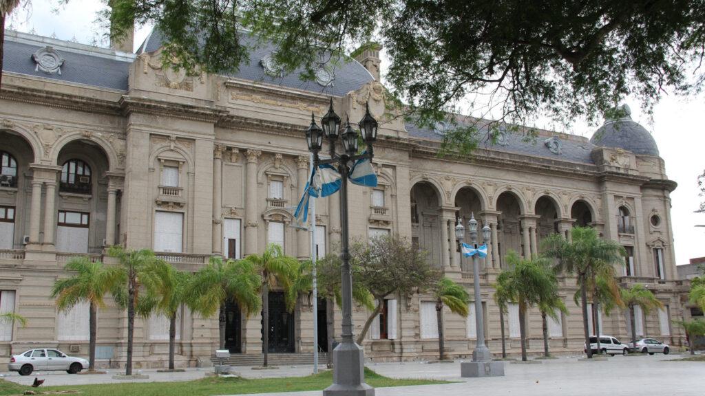 Casa-de-Gobierno-Casa-Gris