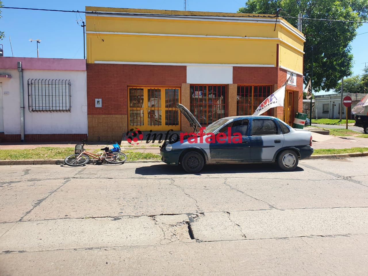 accidente-choque-auto-bicicleta