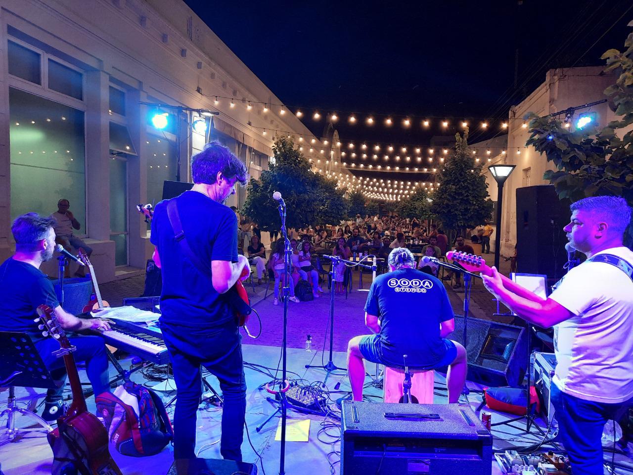 316d1524-c72e-42b8-bd26-ca69e05c2b3e