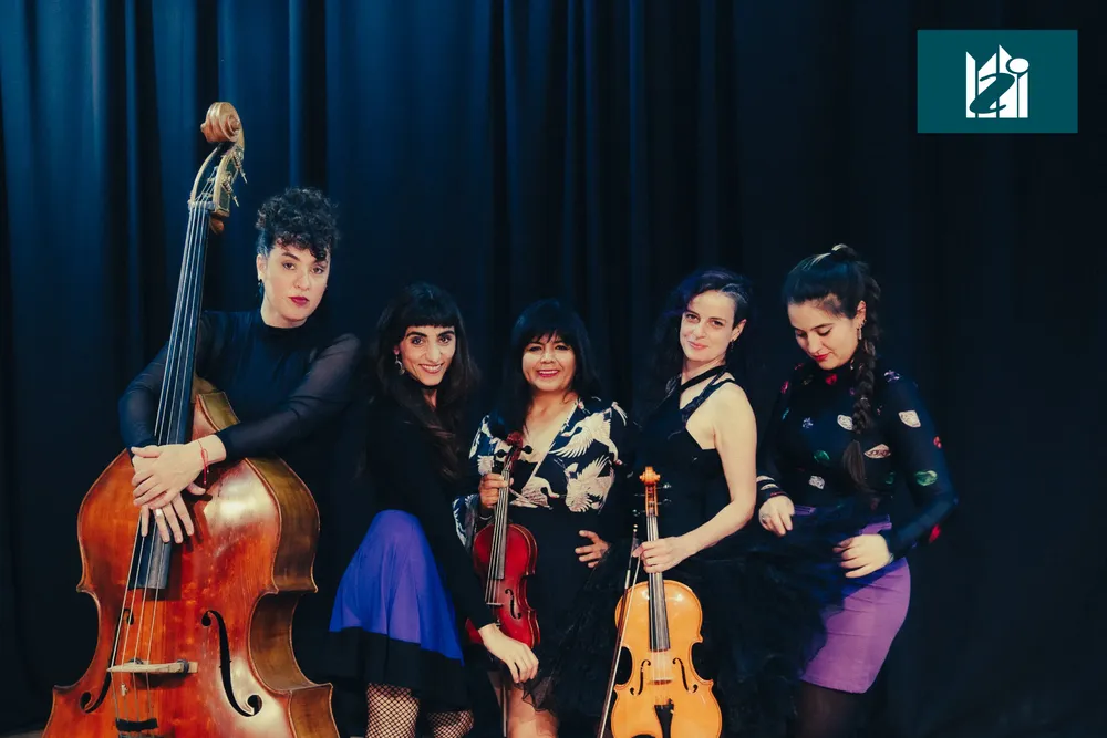 Orquesta de Srtas color 2