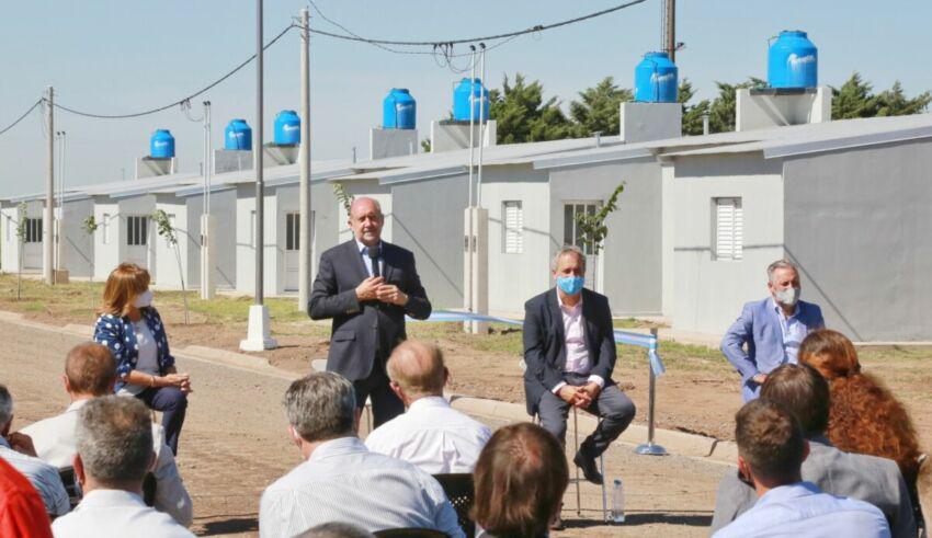 Foto Archivo entrega de viviendas Santa Fe