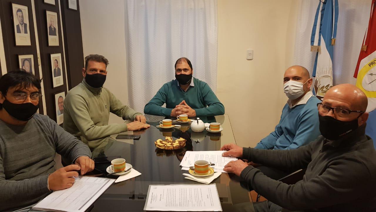 Barbero se reunió con Darío Cocco y autoridades sindicales en Ramona