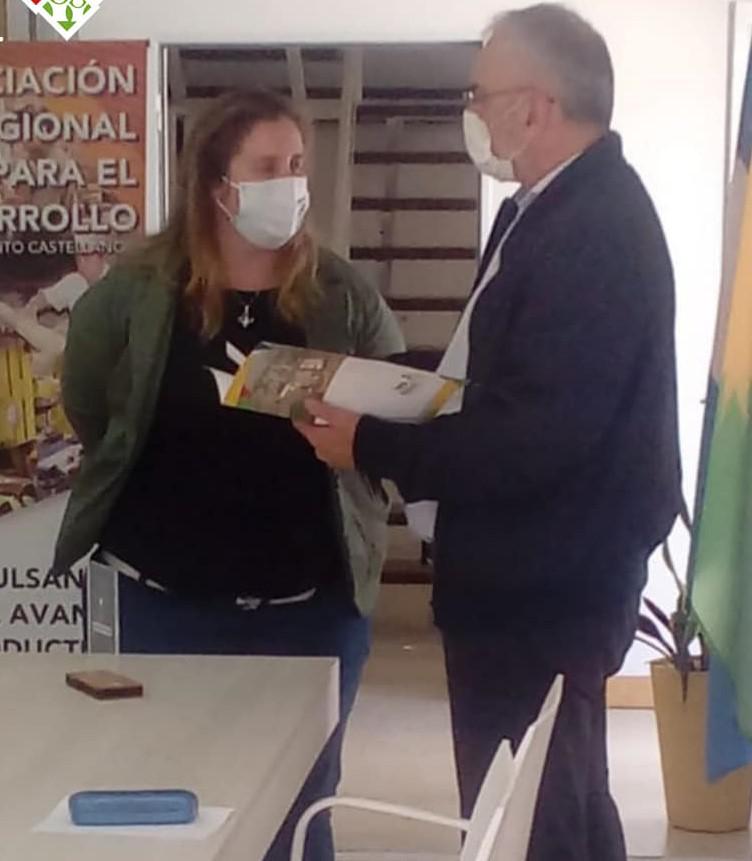 Verónica Gallo junto a Alcides Calvo