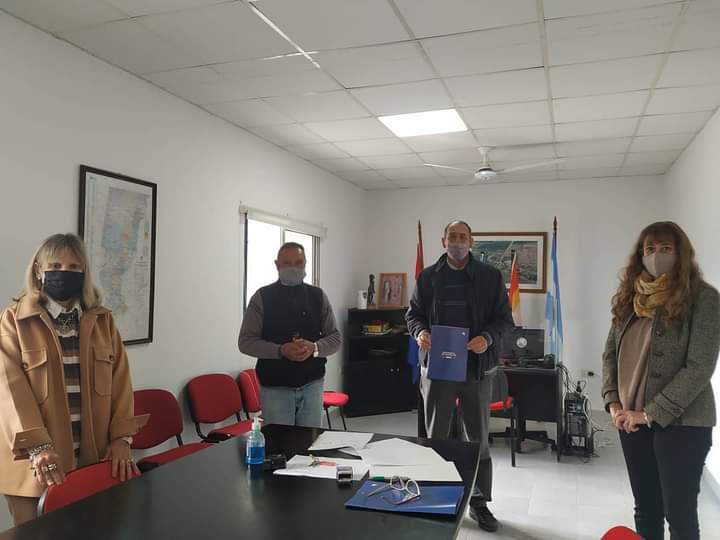 6105ec40-93cc-4b0a-a169-83c209213e4d