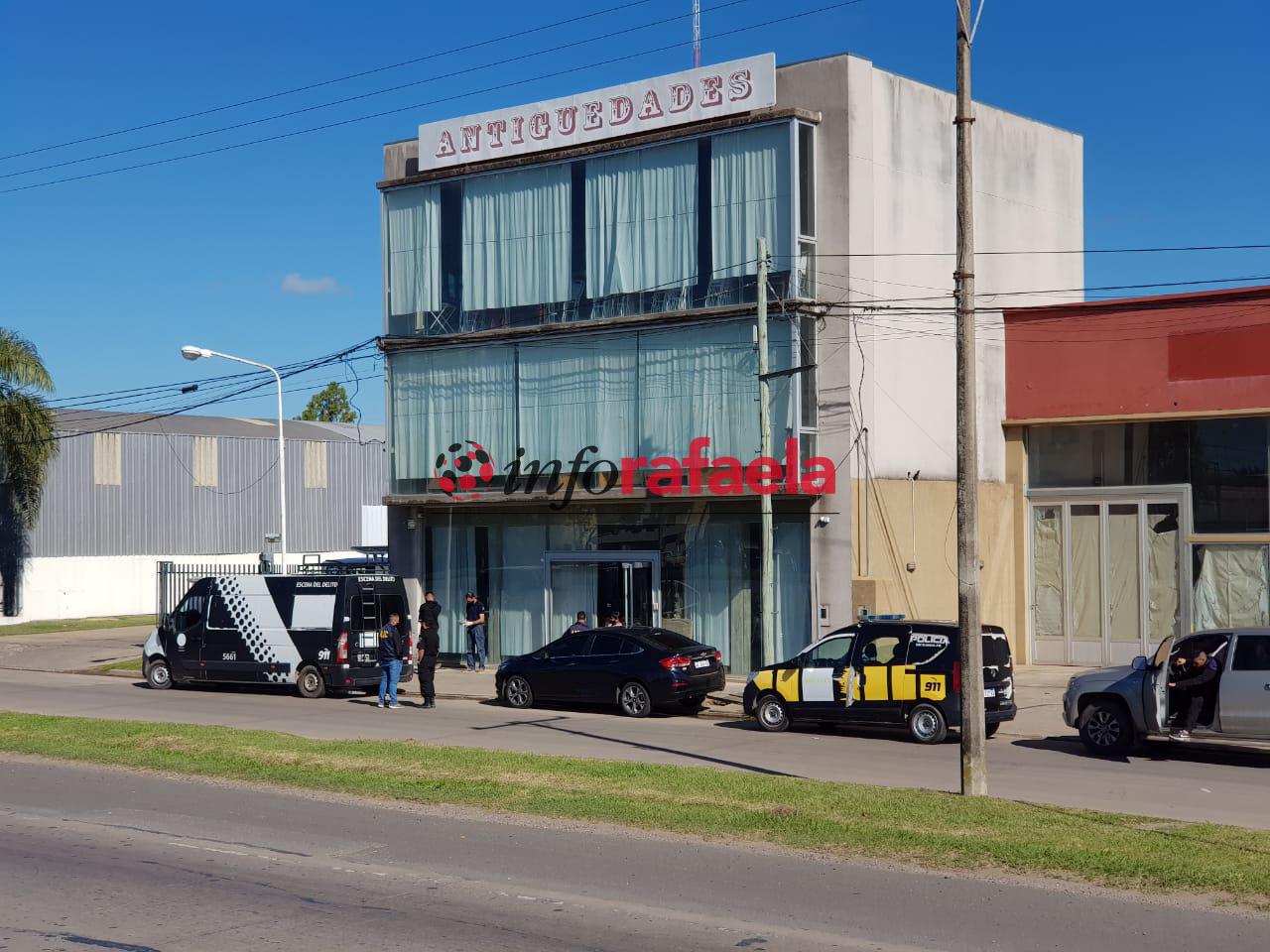 robo-local-antiguedades