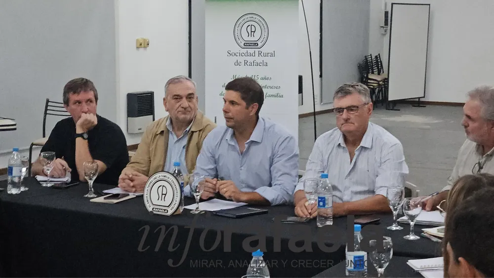 Reunión rural 3.jpg