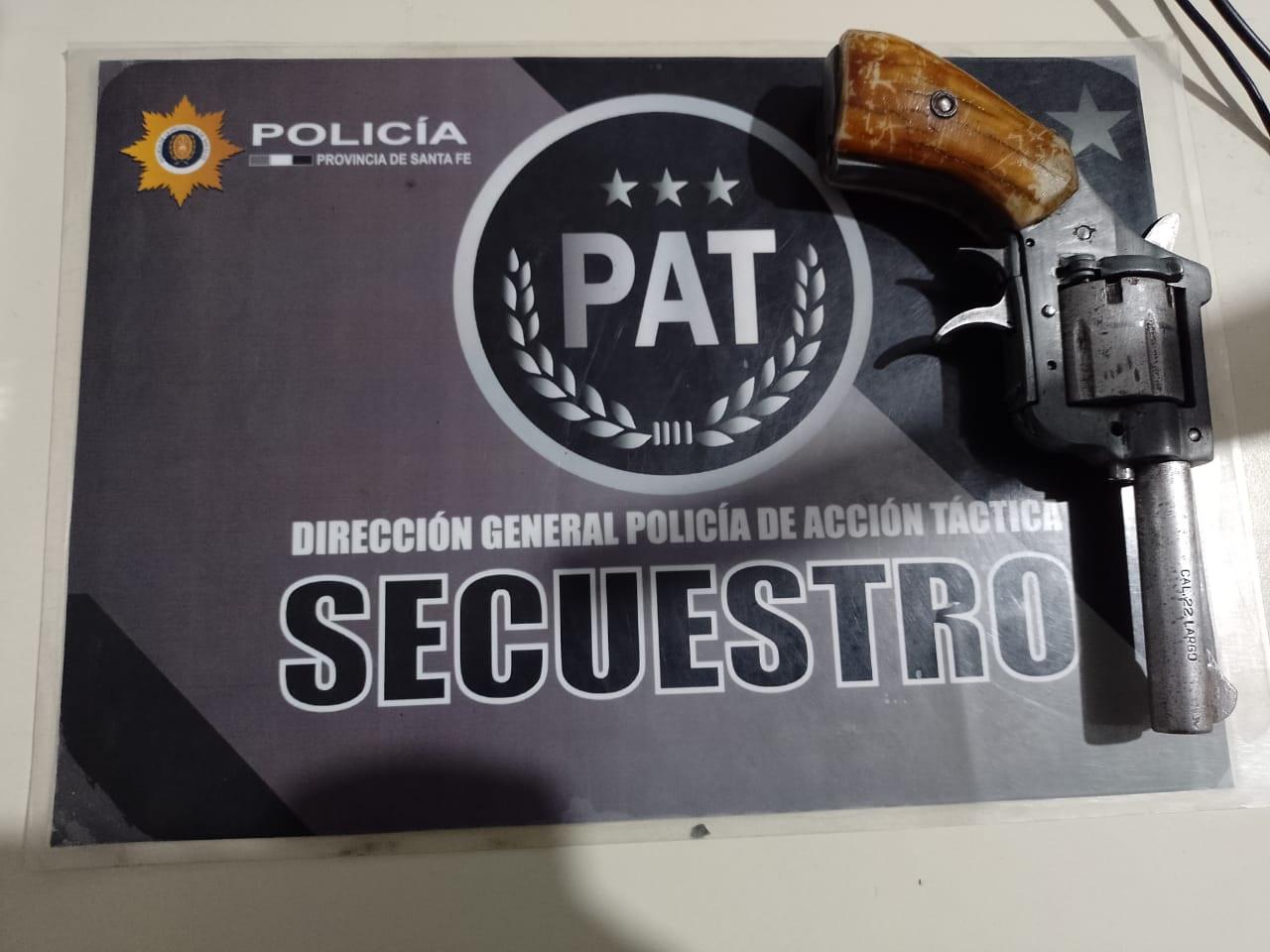 revolver 22 corto