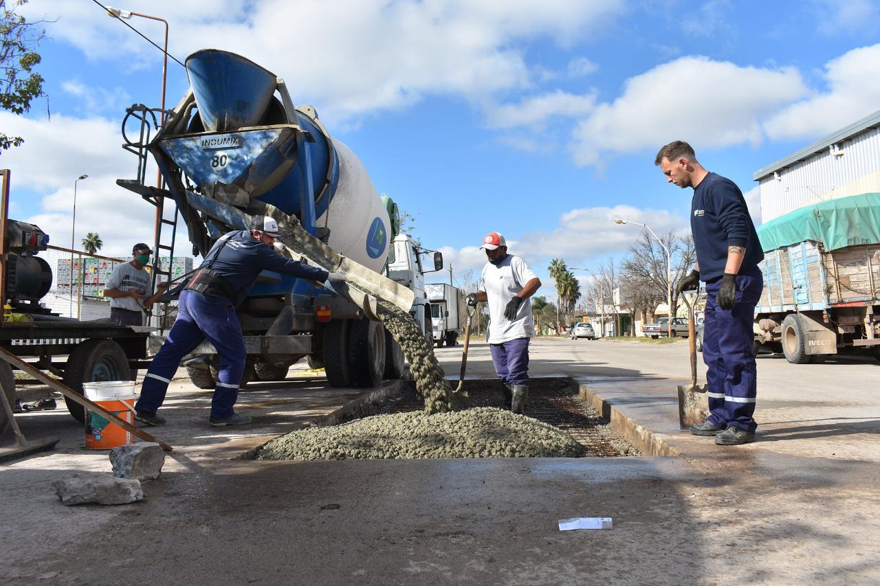 Obras de bacheo en Frontera