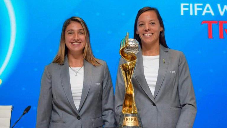 Las argentinas Laura Fortunato y Mariana de Almeida debutaron en los Juegos Olímpicos  Con Mauro Vigliano en el VAR, las árbitros fueron parte del encuentro disputado en el estadio de Miyagi que tuvo un resultado de 10-3 a favor de las europeas.  El fútbol femenino dio su puntapié inicial en los Juegos Olímpicos de Tokio 2021 con toda la primera jornada de la fase de grupos. Entre todos los partidos que se disputaron en el día de la fecha, la victoria de los Países Bajos sobre Zambia en el Grupo F po