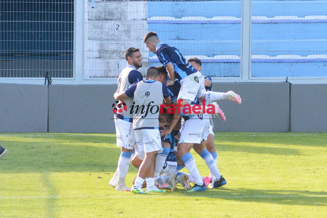 Atlético quiere bajar al líder para acentuar su levantada