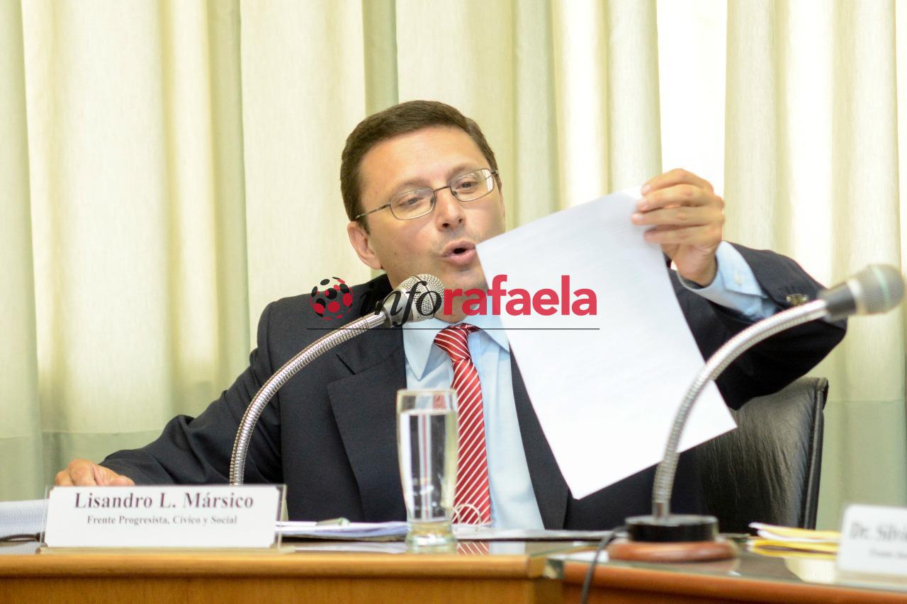 Así lo indicó el concejal del PDP Lisandro Mársico, luego del "gran faltazo" de Amalia Galantti a la reunión pautada por el Concejo, que la había citado para que diera respuesta a un pliego de preguntas en relación a si existió o no en Rafaela un vacunatorio Vip.