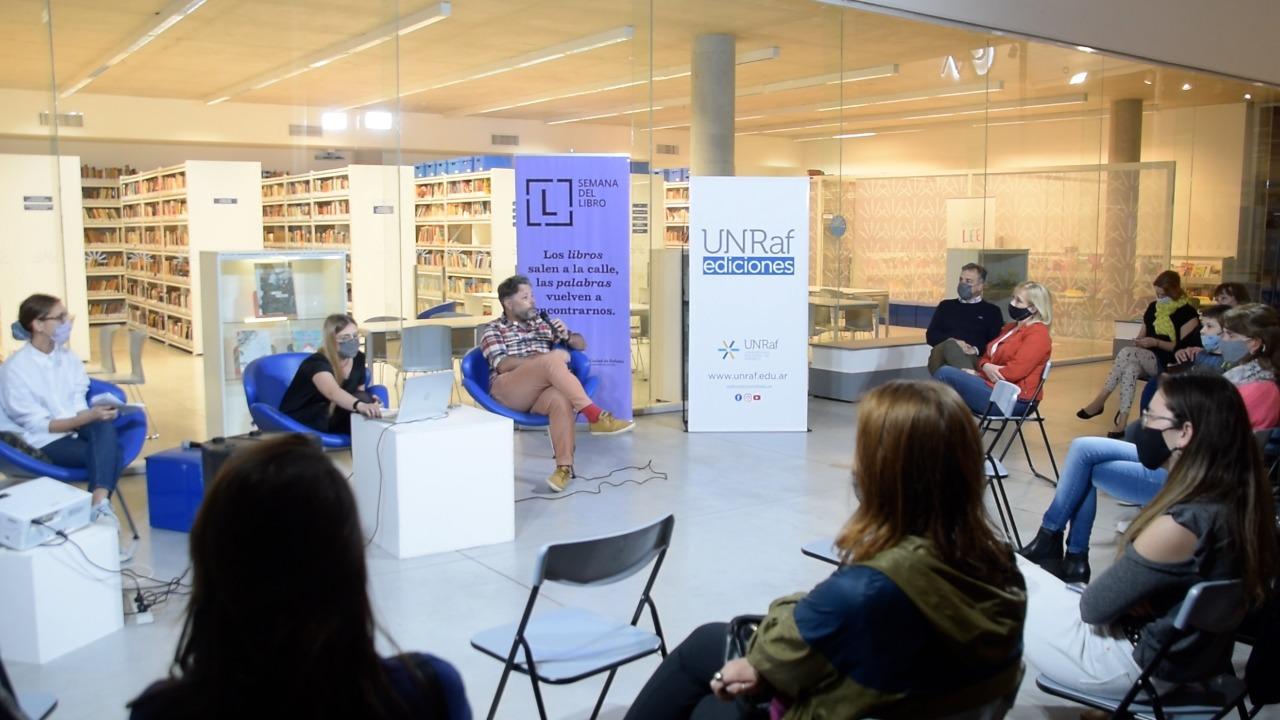 Actividades orientadas a las escuelas en la Semana del Libro 2021