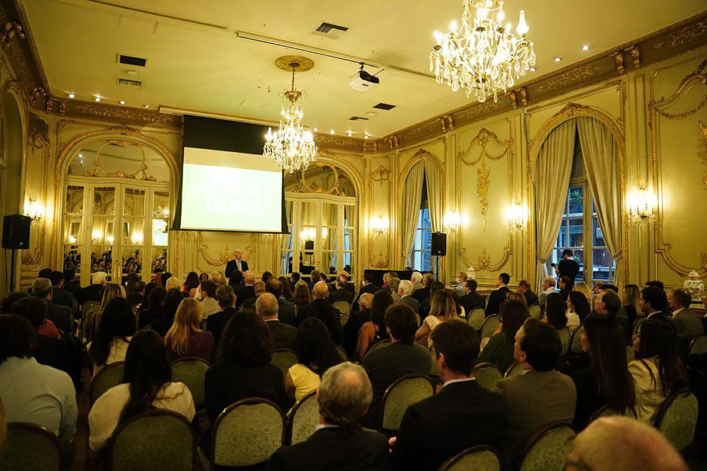 el nuevo enemigo-lorenzetti-libro-3