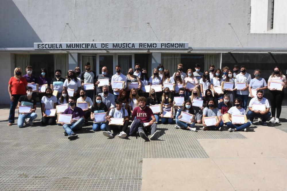 alumnos destacados-