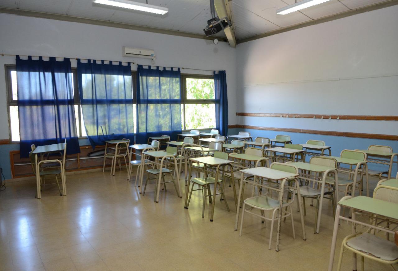 Monitorearán las aulas de las Escuela de la Plaza, ante la aparición de casos de Covid-19