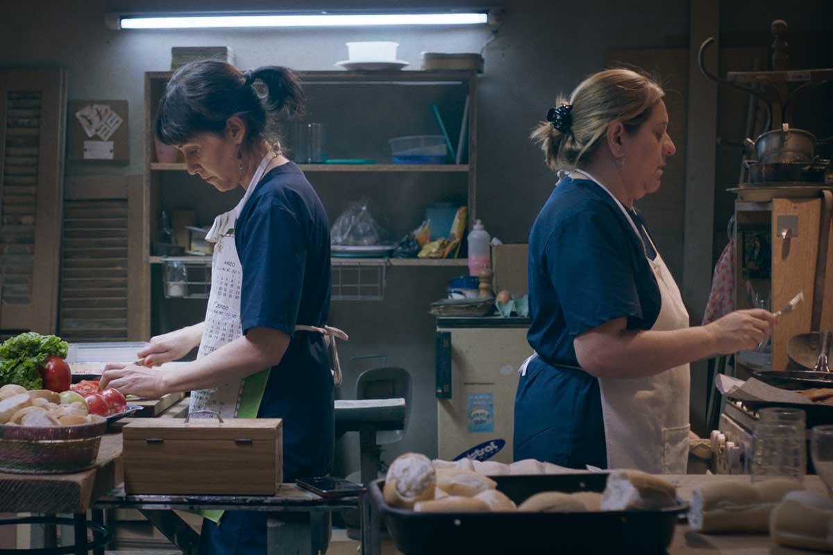 8aa88ed5-fbd6-4b95-af63-7ee172c6a6fe