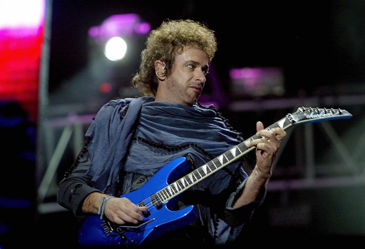 La gira de Gustavo Cerati llamada «Ahí Vamos», disponible en YouTube