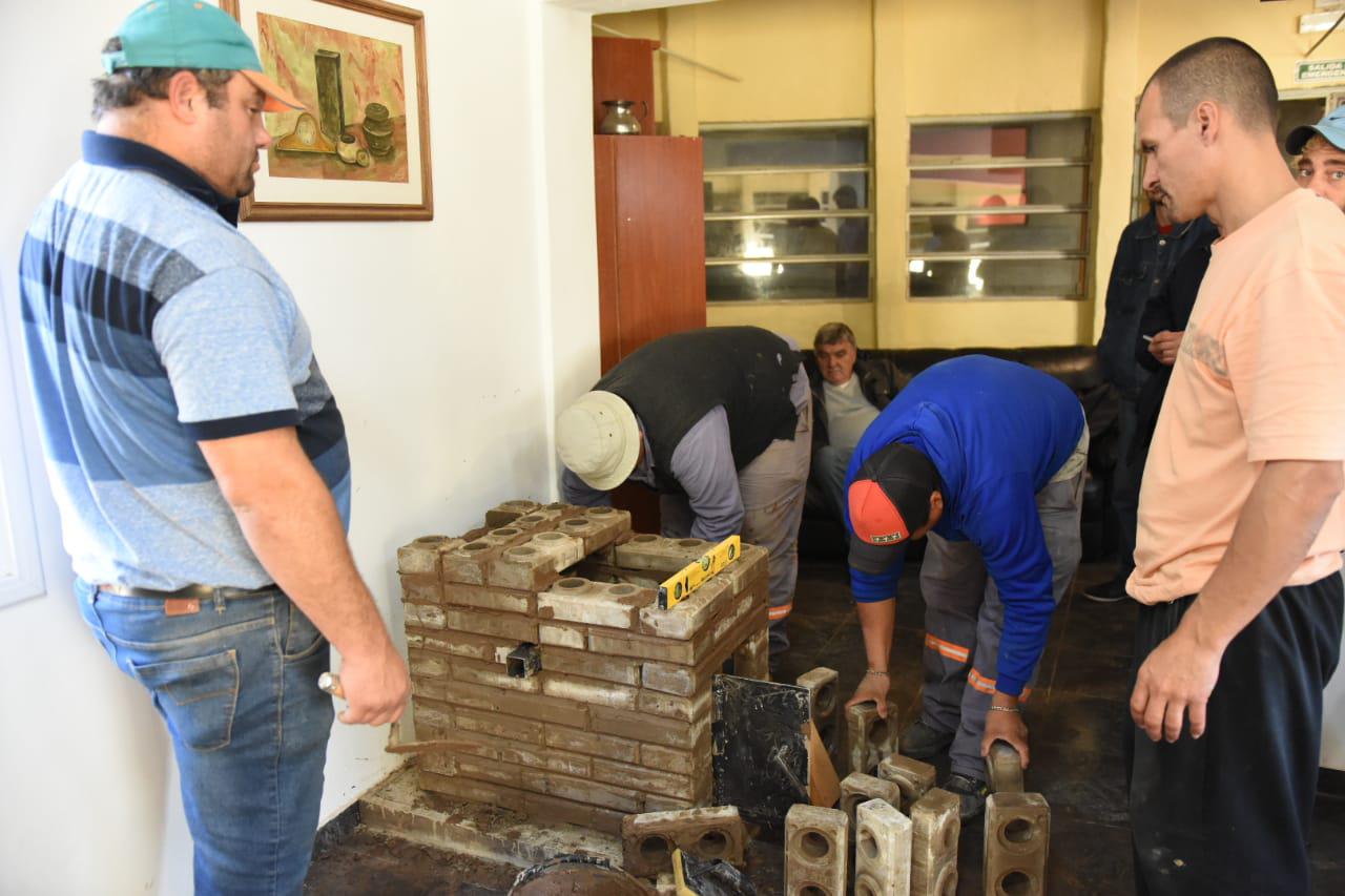 Convocatoria para el taller de construcción de estufas SARA