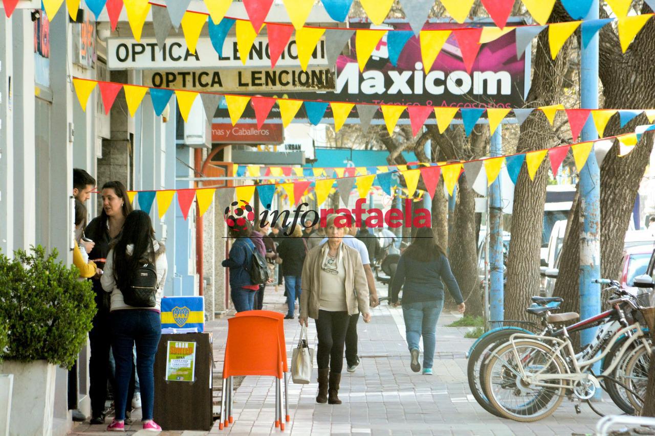 El comercio postergó el outlet por el avance de la pandemia - Ventas - Paseo Comercial - comercios -