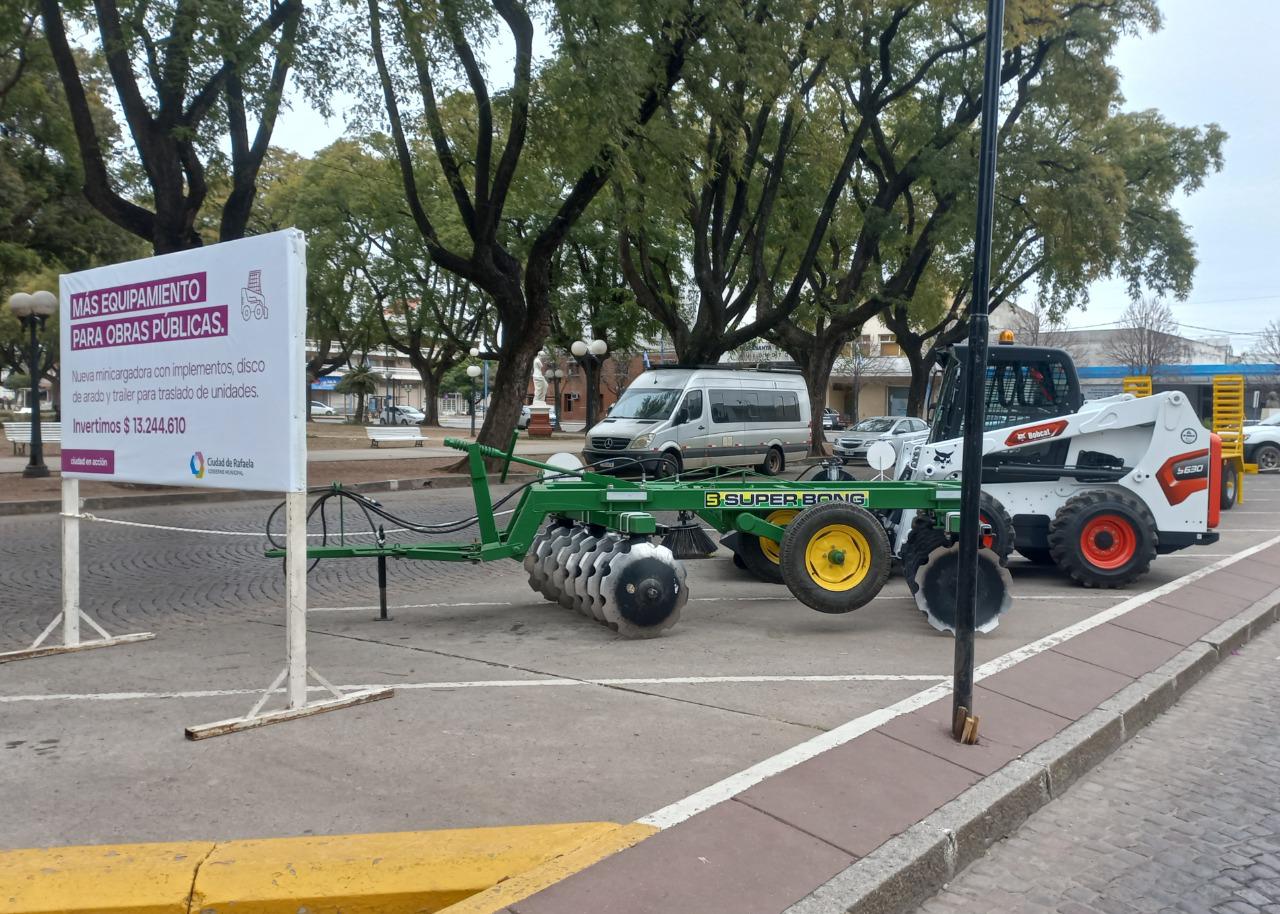 equipamiento-minicargadora