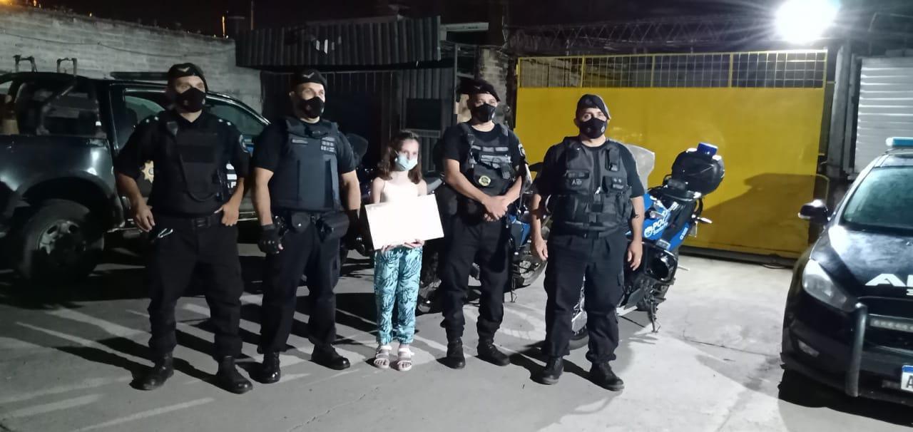 POLICIAS