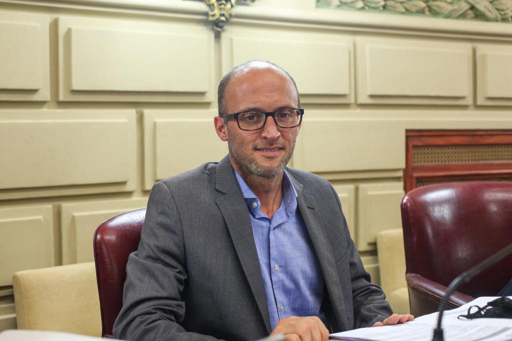 68ebeecd-c295-4445-b2ee-9502a92fa7d1