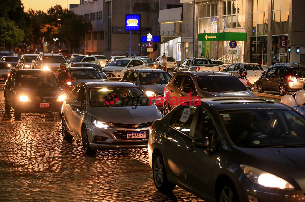 movilización centro rafaela calles autos