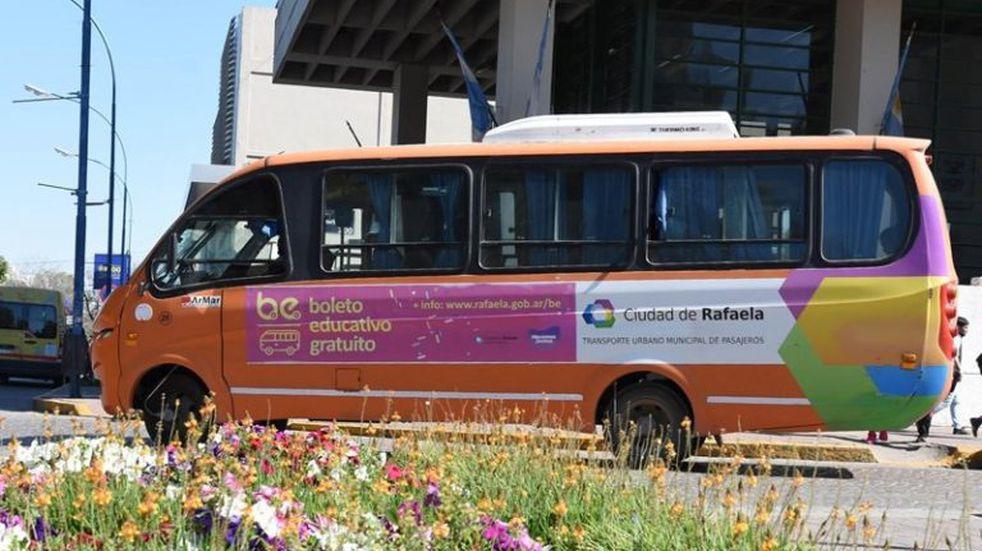 minibus servicios municipales