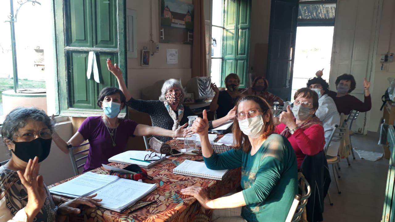 Con más de 800 inscriptos retomaron las actividades de los talleres barriales -