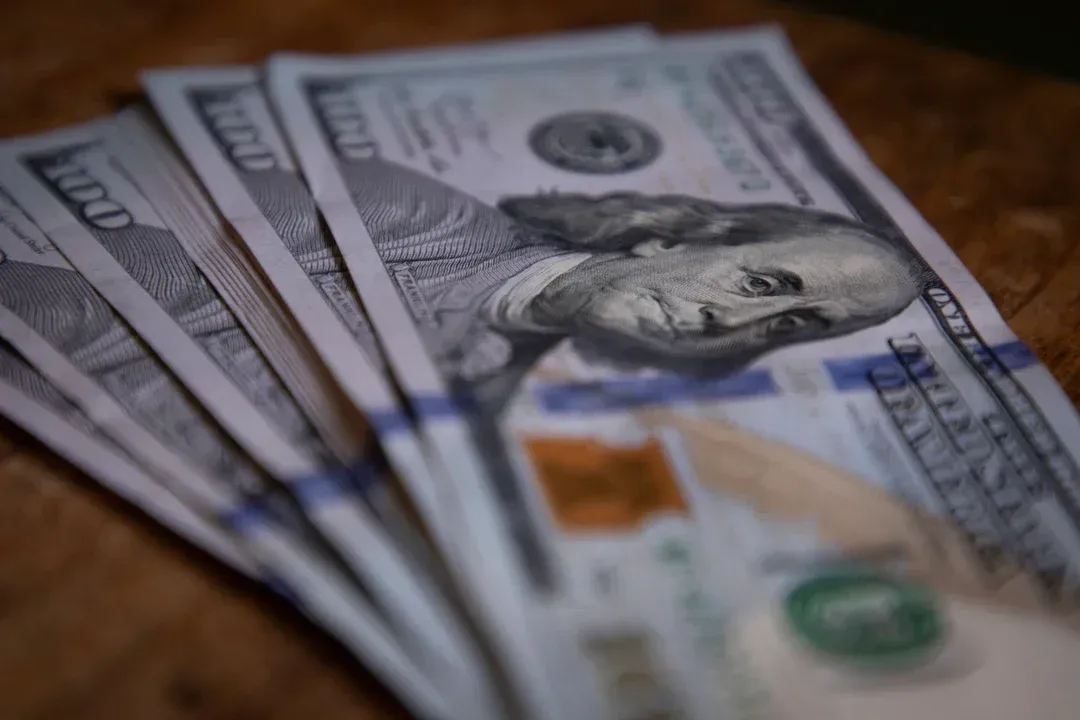 dolar