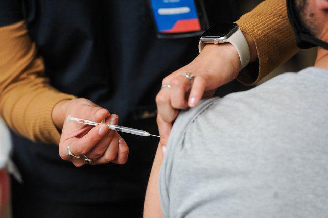 CACEF3B6-A4C9-4C10-B345-7877D5DF5DDA