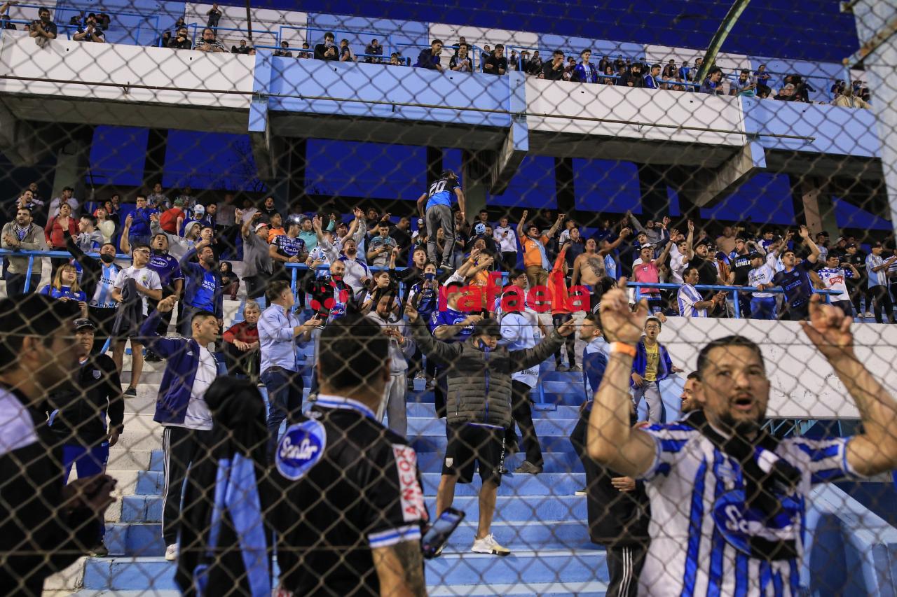 Volvieron los hinchas y Atlético les regaló una buena victoria