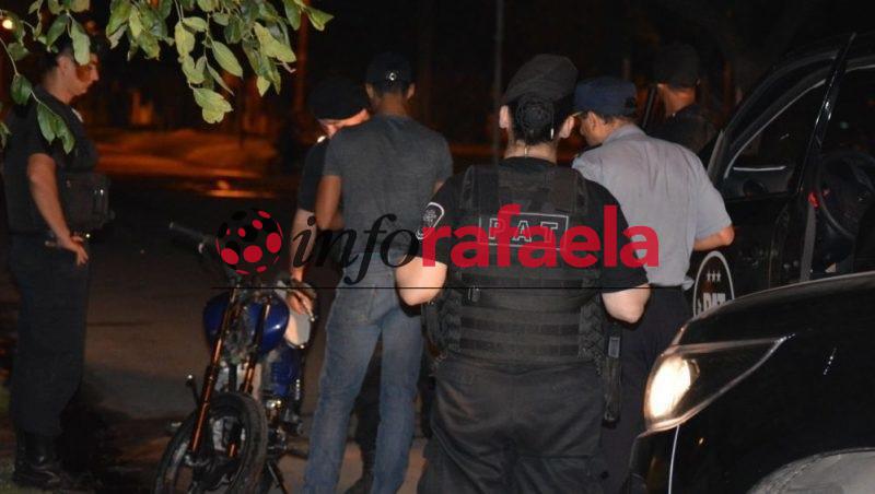 detenidos con un arma blanca en su poder