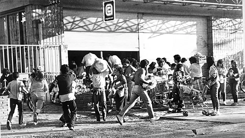 hiperinflacion-saqueos-1989-gobierno-raul-alfonsin