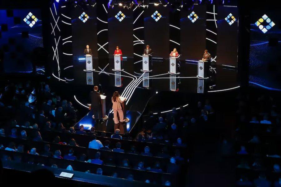 debate