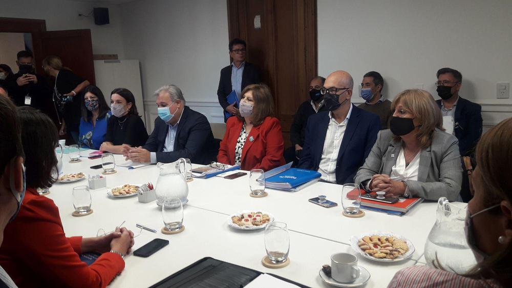 Cantero reunión