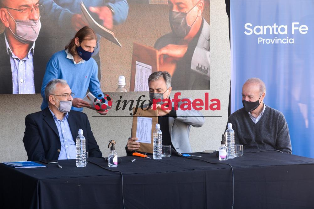 Se construirán 45 nuevas viviendas en 4 barrios diferentes de la ciudad - Luis Castellano - Alcides Calvo -