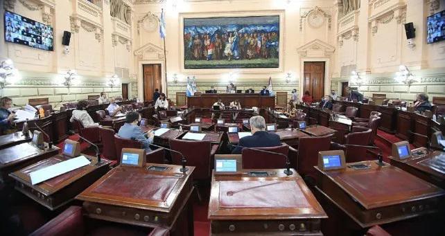 DIPUTADOS