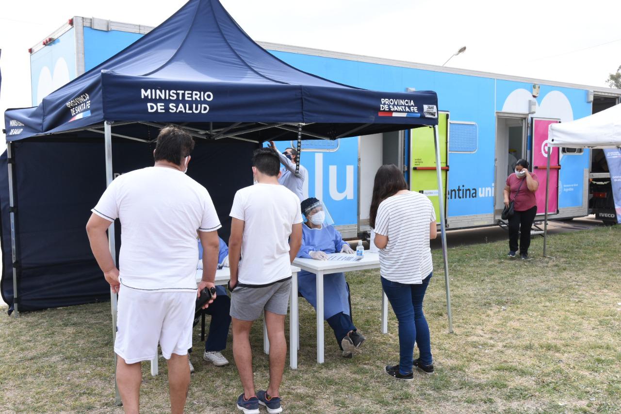Se extendió el período de búsqueda de casos positivos en la ciudad de Rafaela y el camión del programa DetectAR estará el sábado por la mañana frente a la plaza 25 de Mayo. - Detectar - Rafaela - Coronavirus - Salud