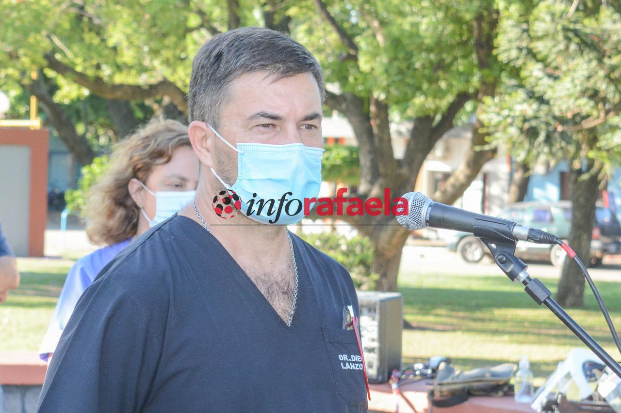 El director del Hospital «Dr. Jaime Ferré», Dr. Diego Lanzotti, pidió cautela ante las nuevas flexibilizaciones anunciadas a nivel nacional, y expresó que «debemos seguir con los cuidados». «El barbijo no sólo nos previene del Coronavirus, sino que además bajó el porcentaje de otras enfermedades respiratorias». Además alertó sobre los crecientes politraumatismos producto de accidentes de tránsito.