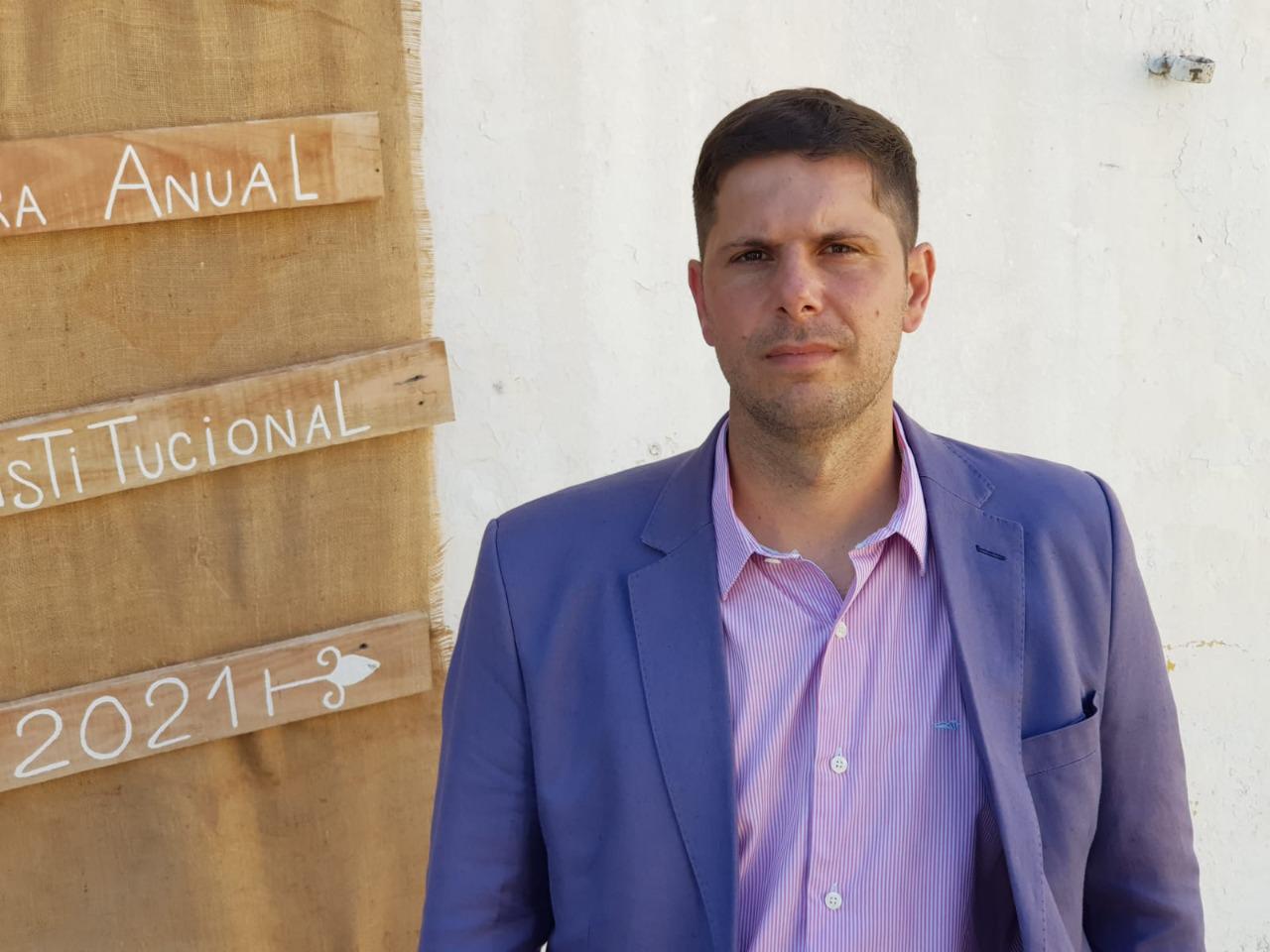 Durante el acto, quien tomó la palabra fue Leonardo Allasia, vicepresidente de la Sociedad Rural de Rafaela quien manifestó: