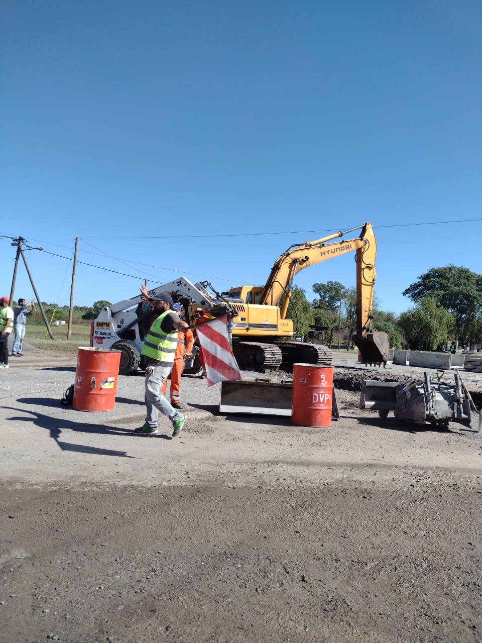 Obras de alcantarillado en Bella Italia