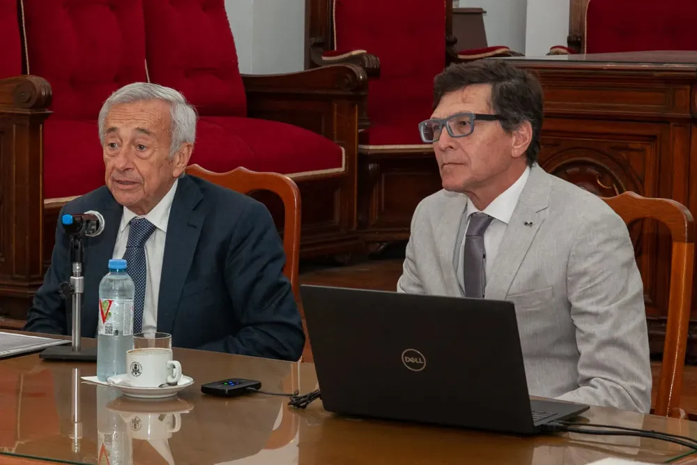 WhatsApp Image 2025-05-21 at 20.44.44 (1)